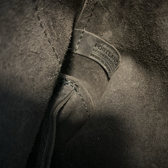 Portland leather goods bag - Picture 8 of 12